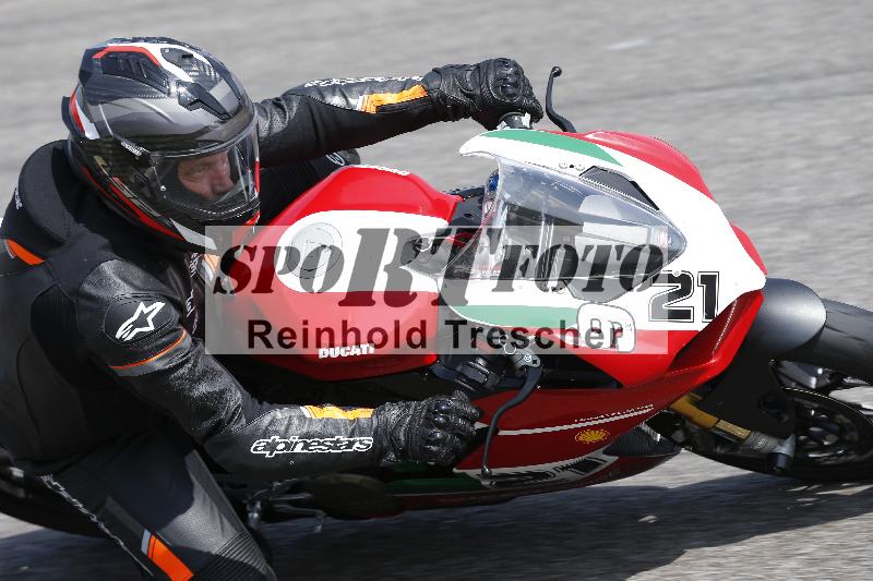 /27 12.06.2025 Ducati Schweiz Trackday Warmup  ADR/gelb-jeaune/9